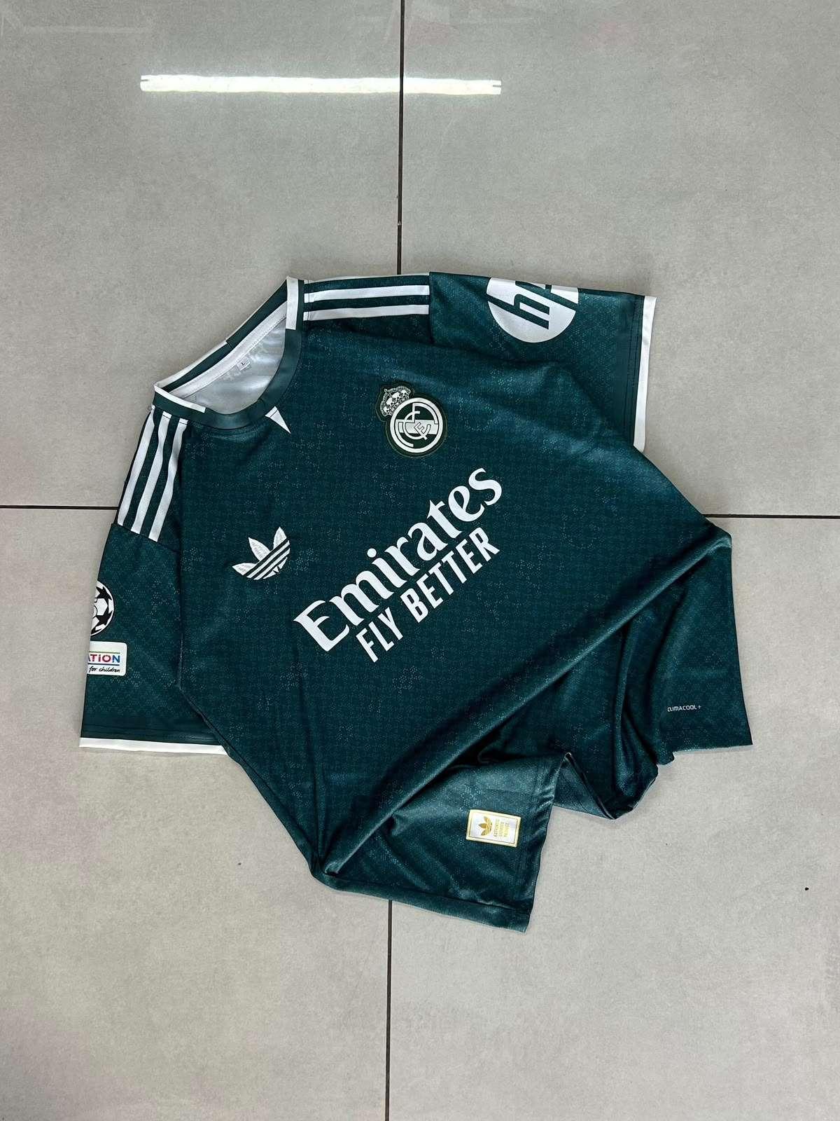 Real Madrid 26/27 Away Kit - Image 1